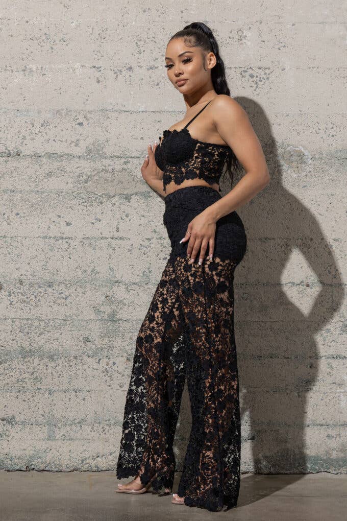TWO PIECE NON STRETCH LACE SET
