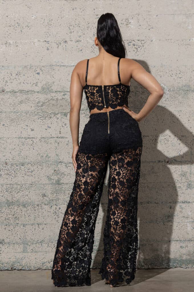 TWO PIECE NON STRETCH LACE SET